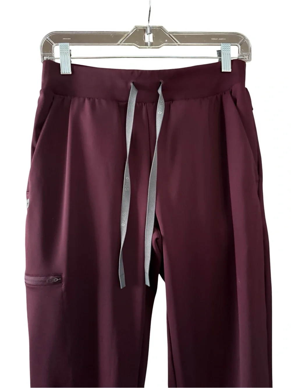 FIGS Norris Straight-Leg Scrub Pants Burgundy Men's Small Tall 1001696